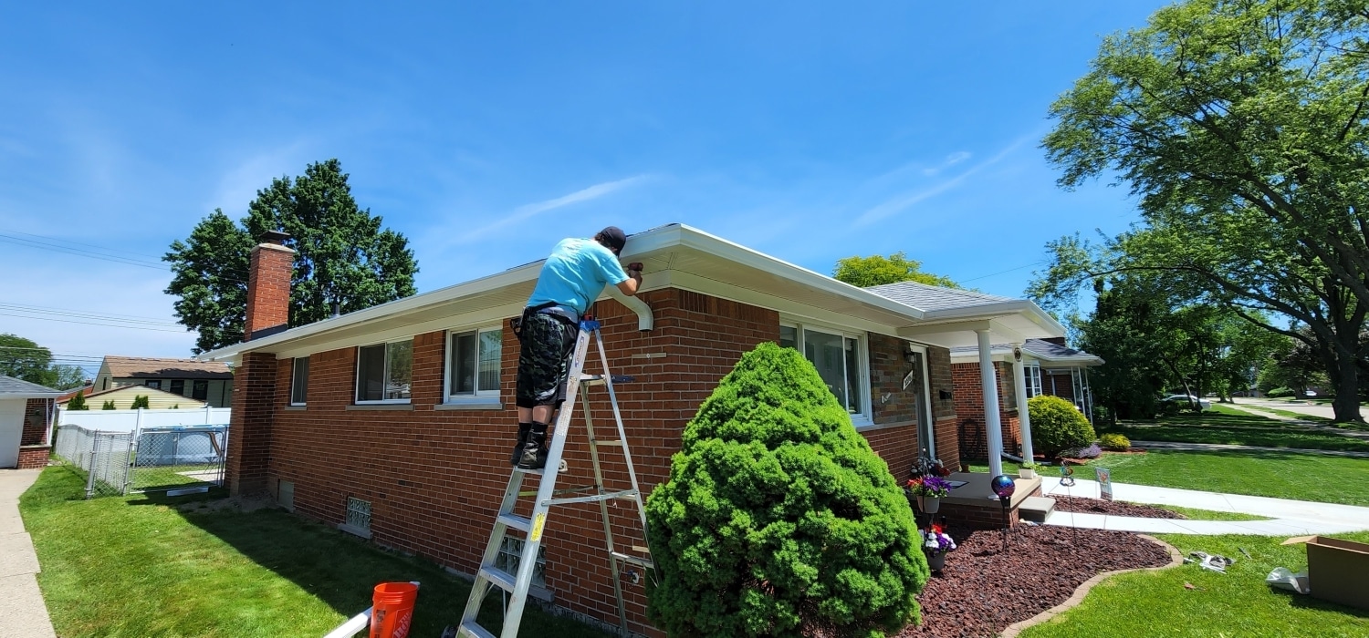 Macomb gutter repair near me